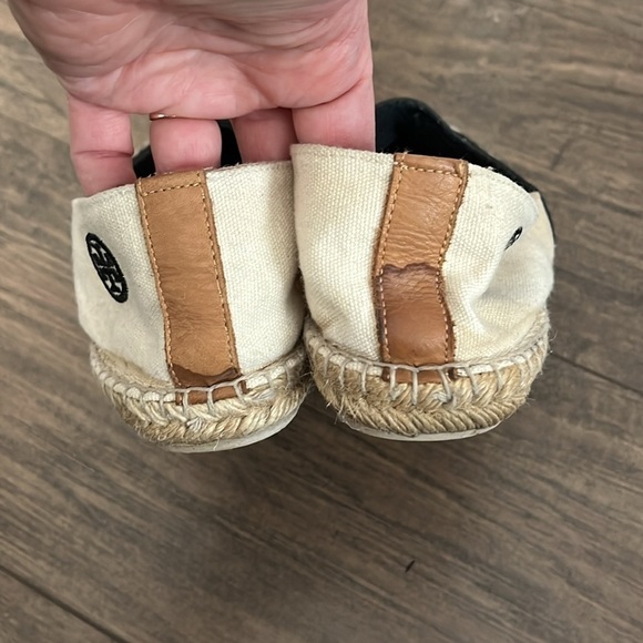 Tory Burch Black and Cream Espadrilles Size 8 - Picture 6 of 8